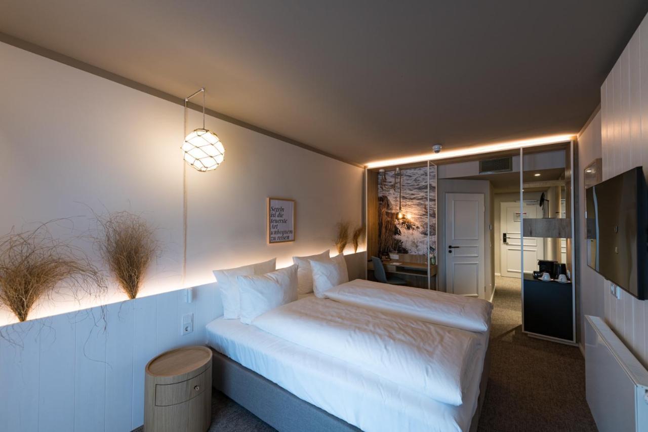 Hafenhotel Zu 푸트버스 외부 사진