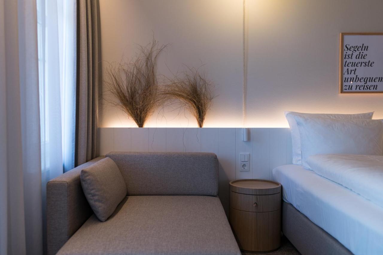 Hafenhotel Zu 푸트버스 외부 사진