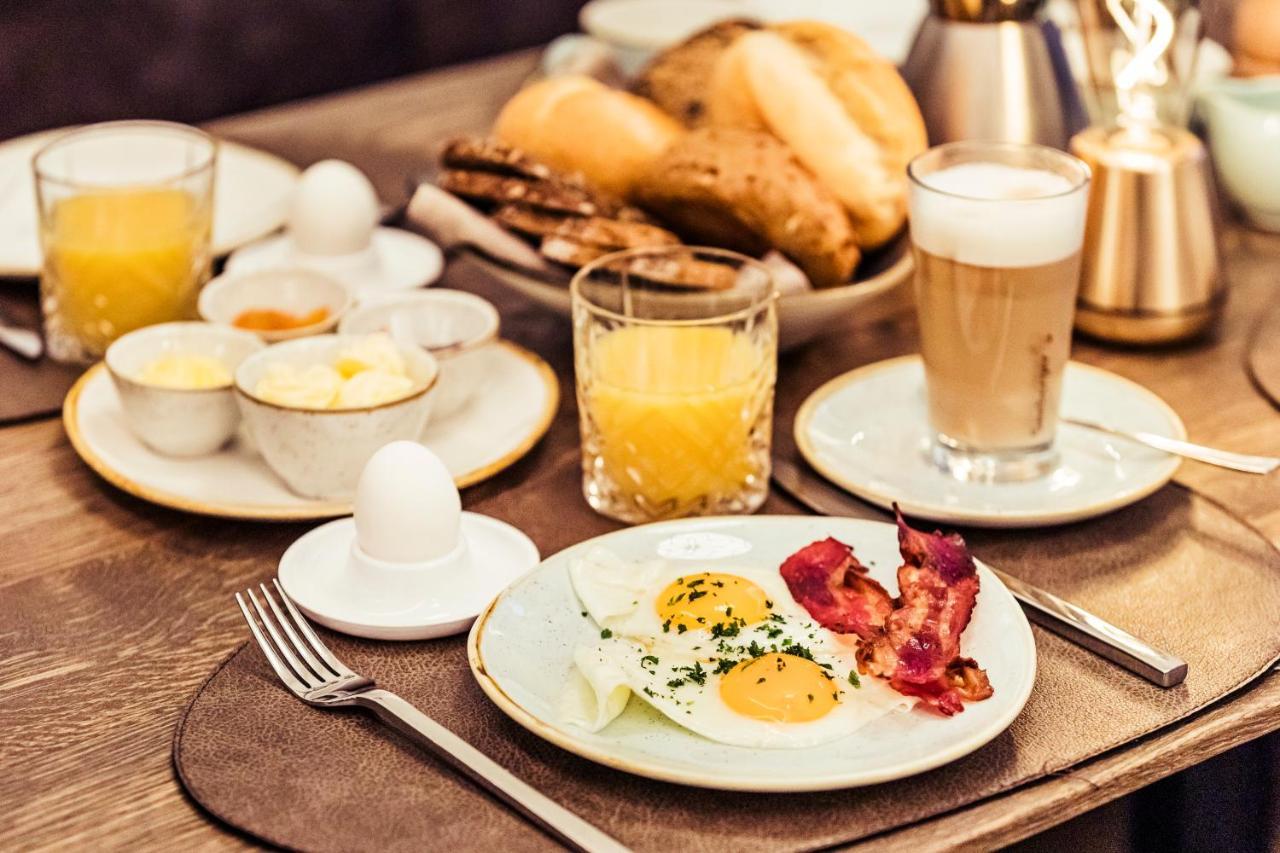 Hafenhotel Zu 푸트버스 외부 사진