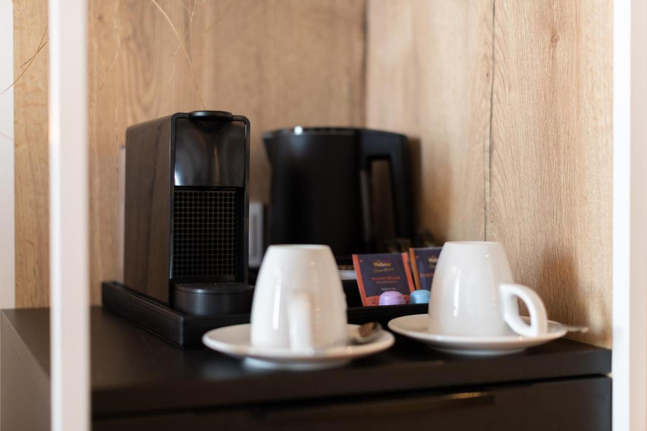 Hafenhotel Zu 푸트버스 외부 사진
